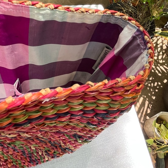 Colorful Straw Handbag - Picture 3 of 9